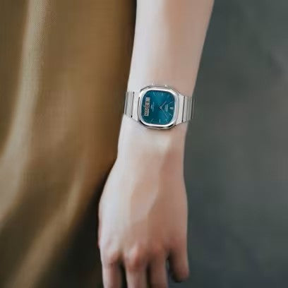 CASIO VINTAGE [AQ-240E-3ADF]