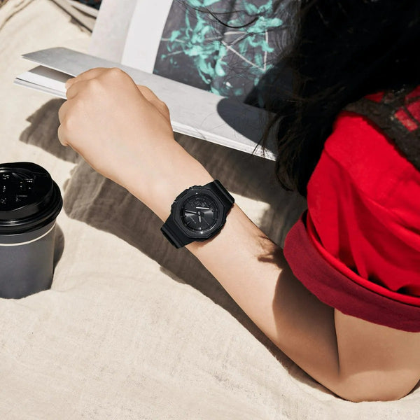 Casio G-Shock [GMA-P2110B-1ADR]