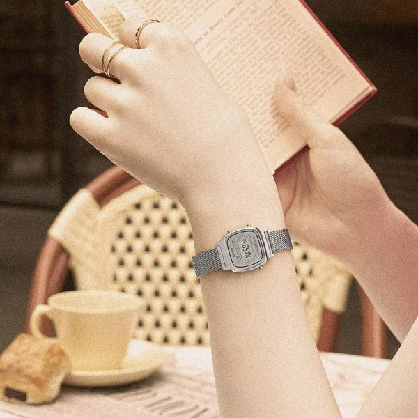 CASIO VINTAGE [LA670WEM-7DF]